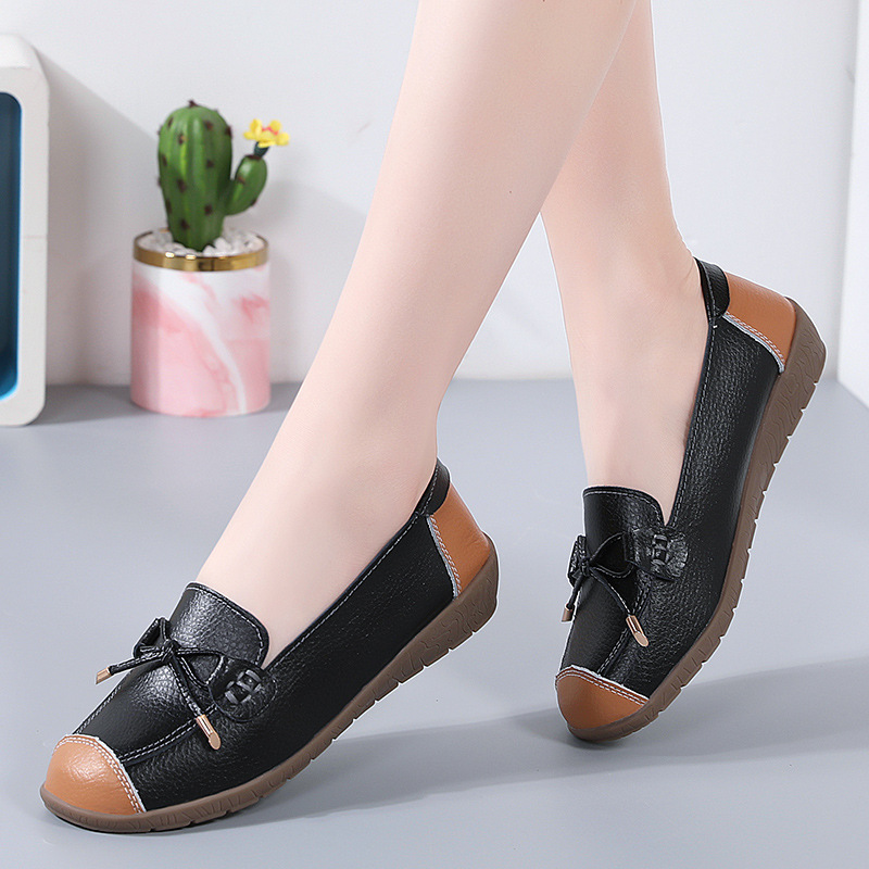 New Mainstream large size women's Gommino mom shoes casual cow comfortable flat foreign trade pumps loafers