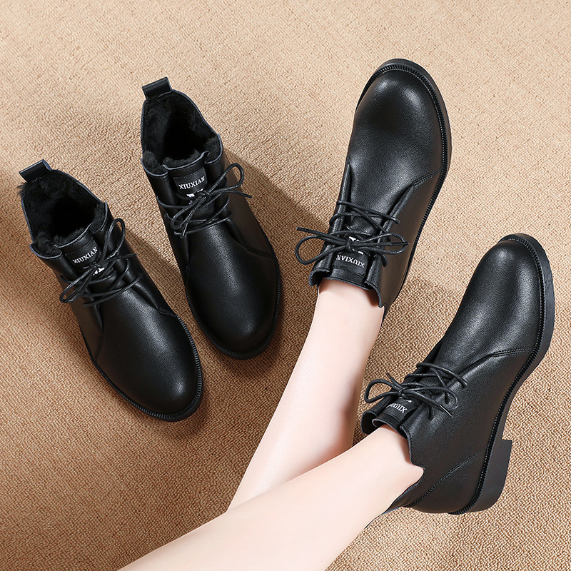 Autumn and winter new martin boots women's boots velvet padded all-matching solid color women's leather boots casual women's shoes and boots