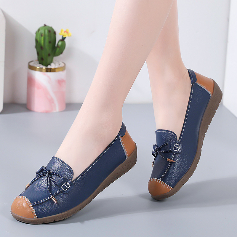 New Mainstream large size women's Gommino mom shoes casual cow comfortable flat foreign trade pumps loafers