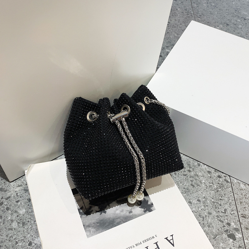 Internet celebrity rhinestone mini bag women's bag spring and summer new this year's popular chain messenger bag bucket bag