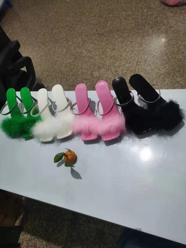FS058 Cross border High Heel Slippers Women's New Women's Shoes European and American Foreign Trade Large Size Solid Color Thin High Heel Shoes Pointed Plush Slippers
