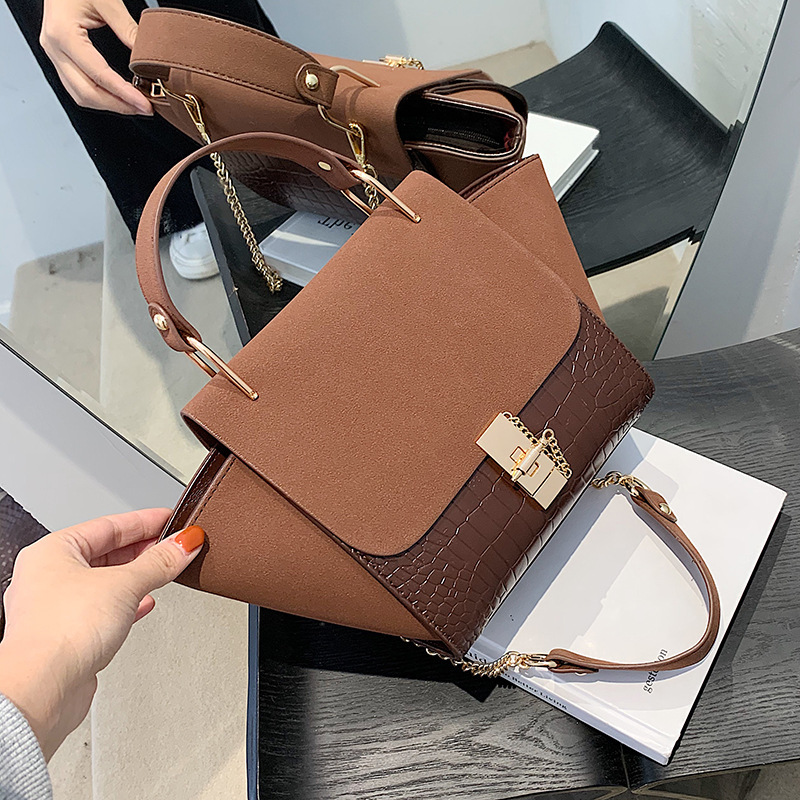 FG356 Spring/Summer New Frosted Women's Small Bag, European and American Chain Crossbody Bag, Handheld Retro Simple Winged Women's Bag