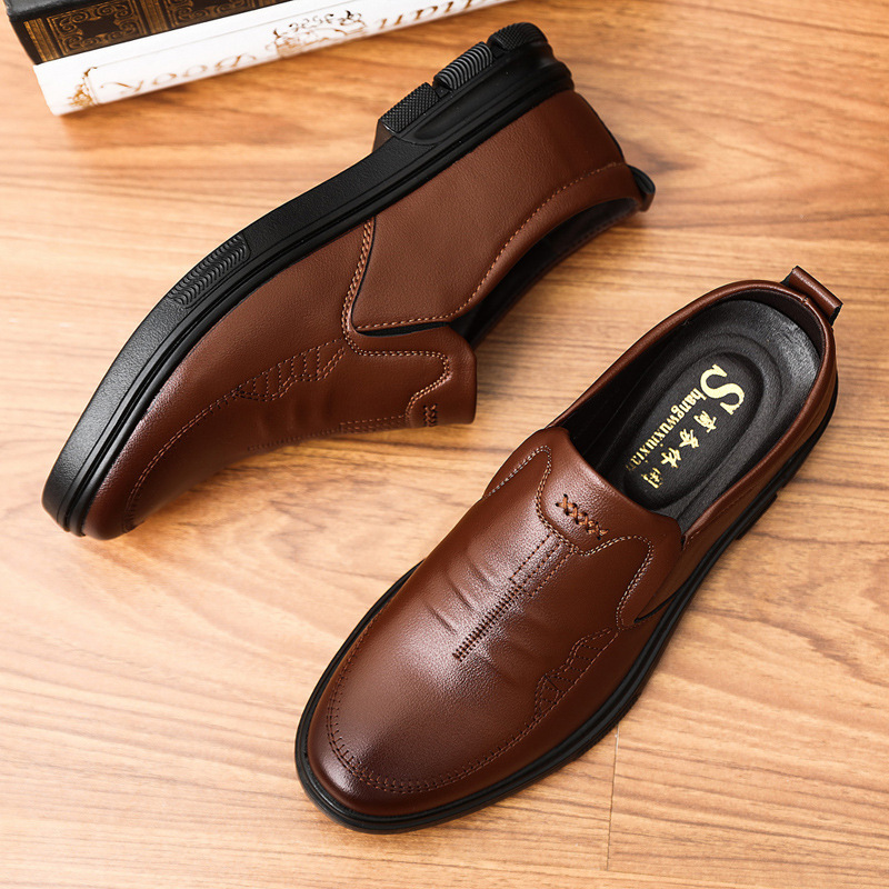 Men's shoes new men's business formal casual shoes Korean style British wild breathable soft leather soft bottom casual leather shoes men's