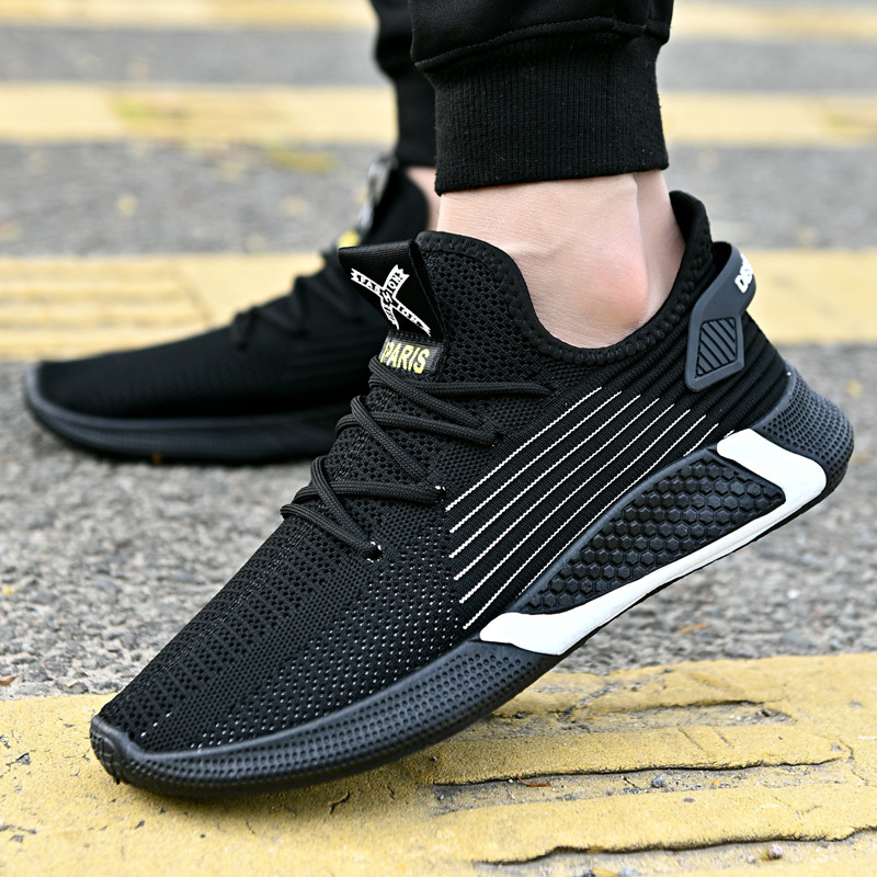 Clearance spring and summer breathable fly-knit sneakers lace up men's shoes soft bottom casual running mesh shoes fashion shoes