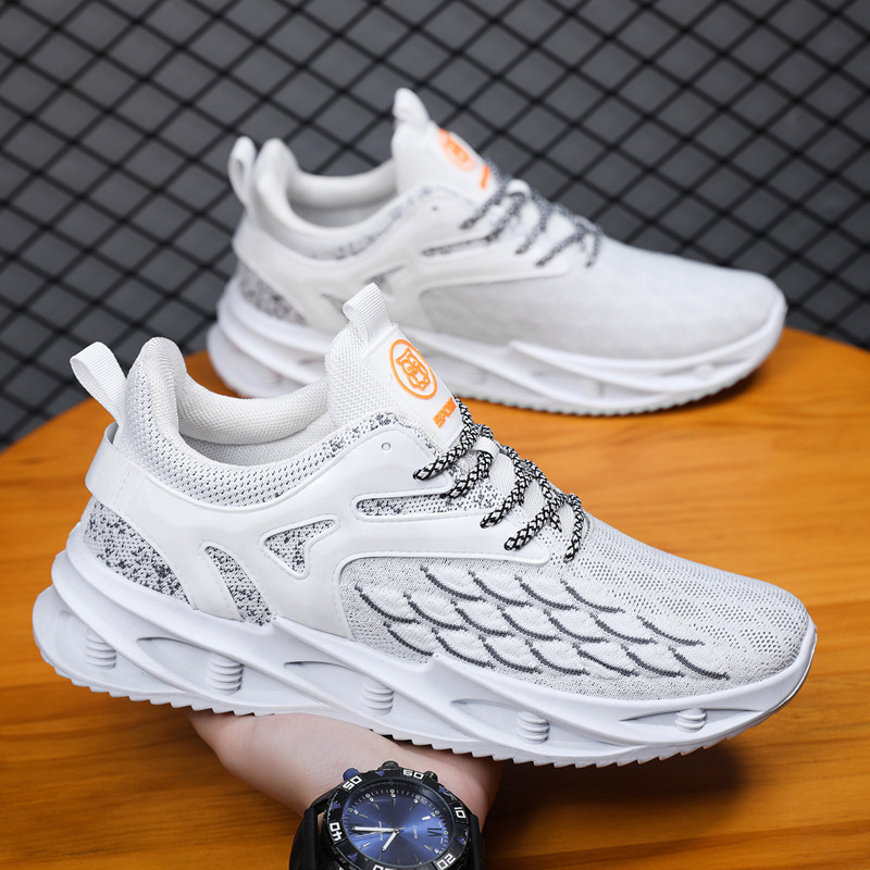 Spring and Autumn new men's sports and leisure fly woven mesh lace-up running student shoes men's cross-border large size