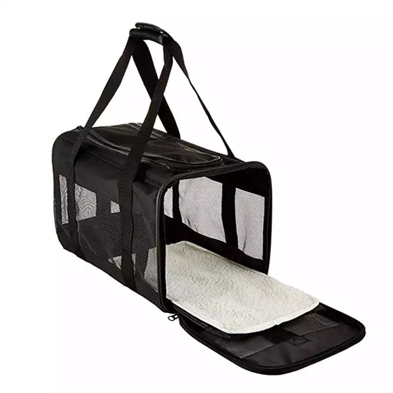 Customized pet diaper bag portable breathable dog bag foldable portable shoulder cat bag large capacity wholesale
