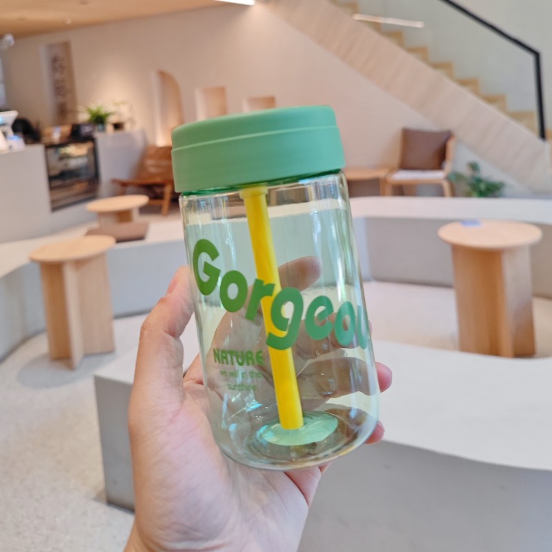 New trend Cup portable coffee cup simple drop-resistant couple plastic cup handy straw cup gift wholesale