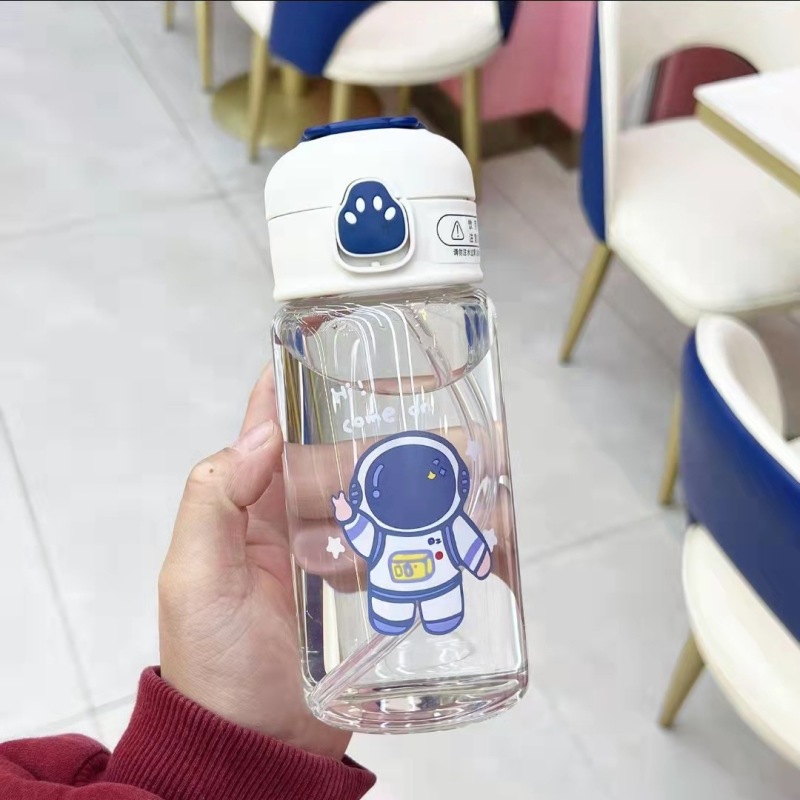 New cute spaceman straw glass cup portable bounce cover matte water cup creative portable student gift Cup