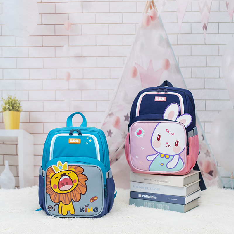 New cartoon animal kindergarten backpack cute fashionable burden-reducing spine protection children's backpack boys and girls backpack