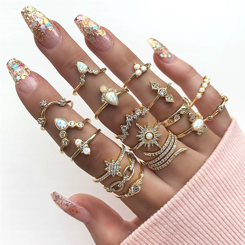 2019 AliExpress New 17 pieces set rings European and American bohemian style diamond set Rings Ornament