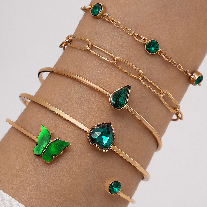 European and American new simple metal imitation emerald diamond bracelet full Diamond Square Diamond Love bracelet fashion four-piece set for women