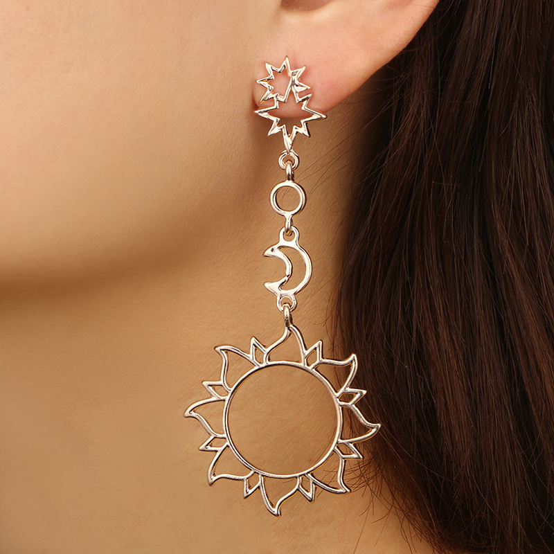 Europe and America cross border ornament vintage fashion hollowed-out five-pointed star Moon alloy asymmetric Sun long earrings