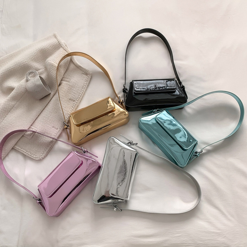 Cross-border Women's bag new European and American fashion patent leather women's baguette bag texture glossy underarm shoulder bag foreign trade