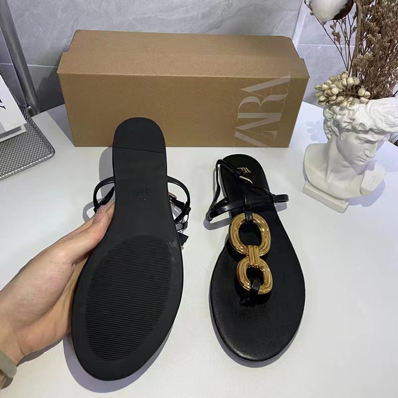 ZA foreign trade Spanish women's shoes summer new flip-flops women's outer wear fashionable all-match metal buckle flat sandals