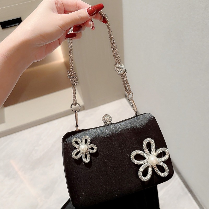 Cross-border in stock SUNFLOWER rhinestone shiny flower dinner handbag solid color lady temperament square bag crossbody bag