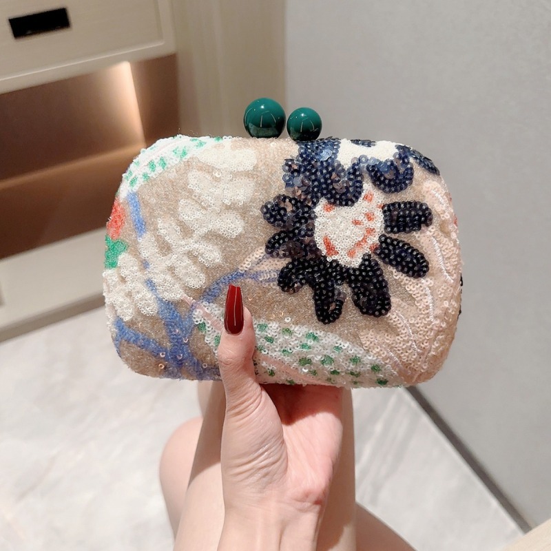 New Year's embroidered sequined evening bag banquet bag women's retro cheongsam bag small square bag evening bag