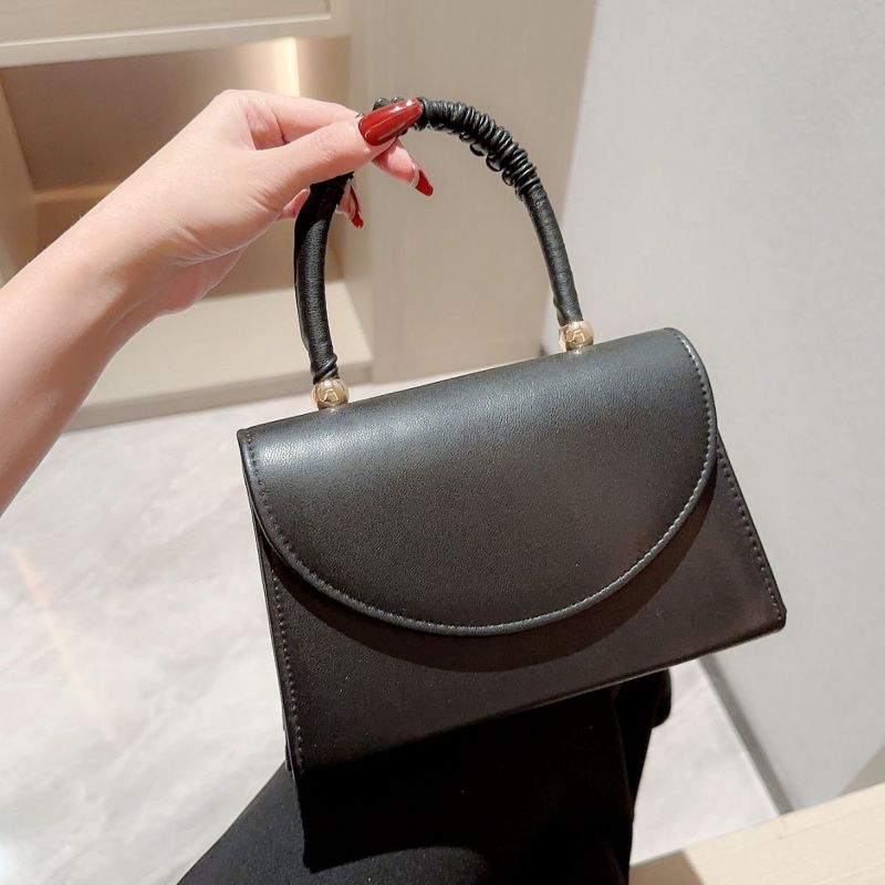 New ins style original women Bag special-interest design light luxury shoulder messenger bag all-match women's small bag chain bag