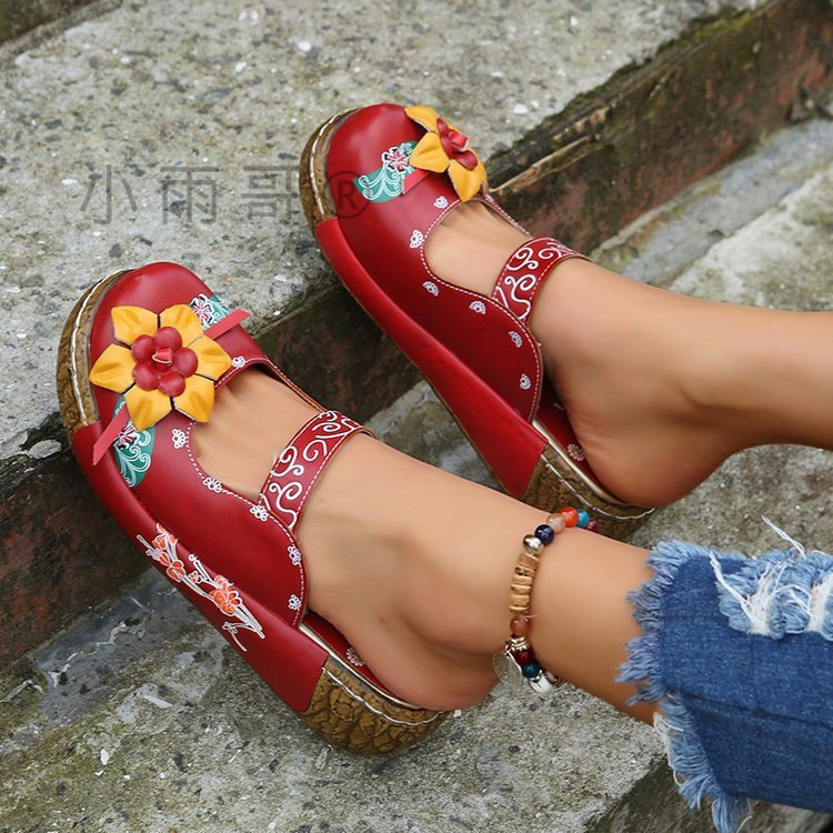 Summer breathable closed toe ethnic style flower slippers women's foreign trade cross-border thick bottom beach slippers wish supply