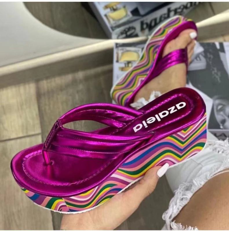 European and American Foreign trade plus size thick bottom color matching wedge flip-flops women's outer wear clip toe high heel beach slippers wish