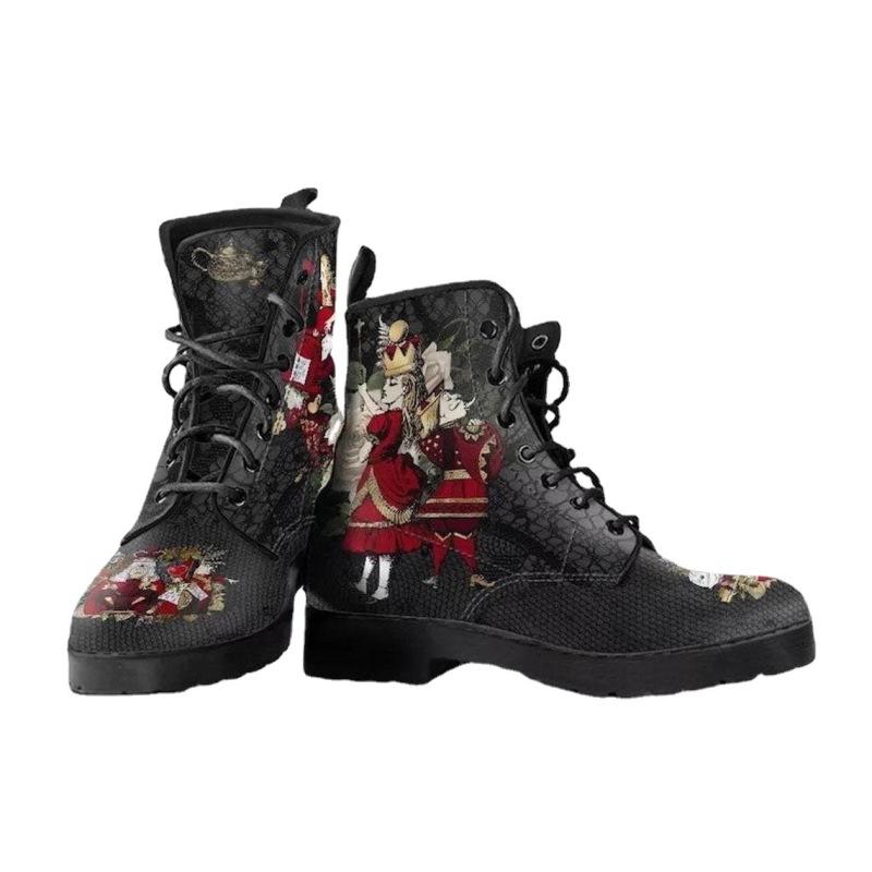 European and American Foreign trade Winter plus size leather Martin boots female gothic print British leather boots wish tooling combat boots