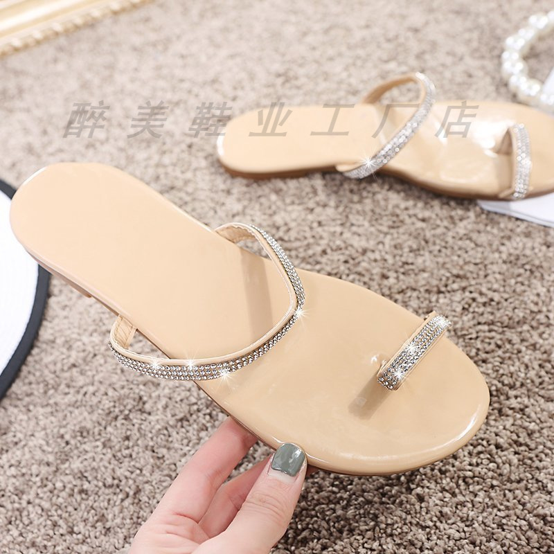 Cross-border AliExpress wish cross-border in stock toe covering flat sandals women's foreign trade plus size soft bottom rhinestone beach flip-flops