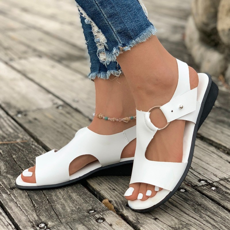 European and American Foreign trade large size low heel peep toe flat sandals women's cross-border belt buckle Hollow Beach slippers sandal