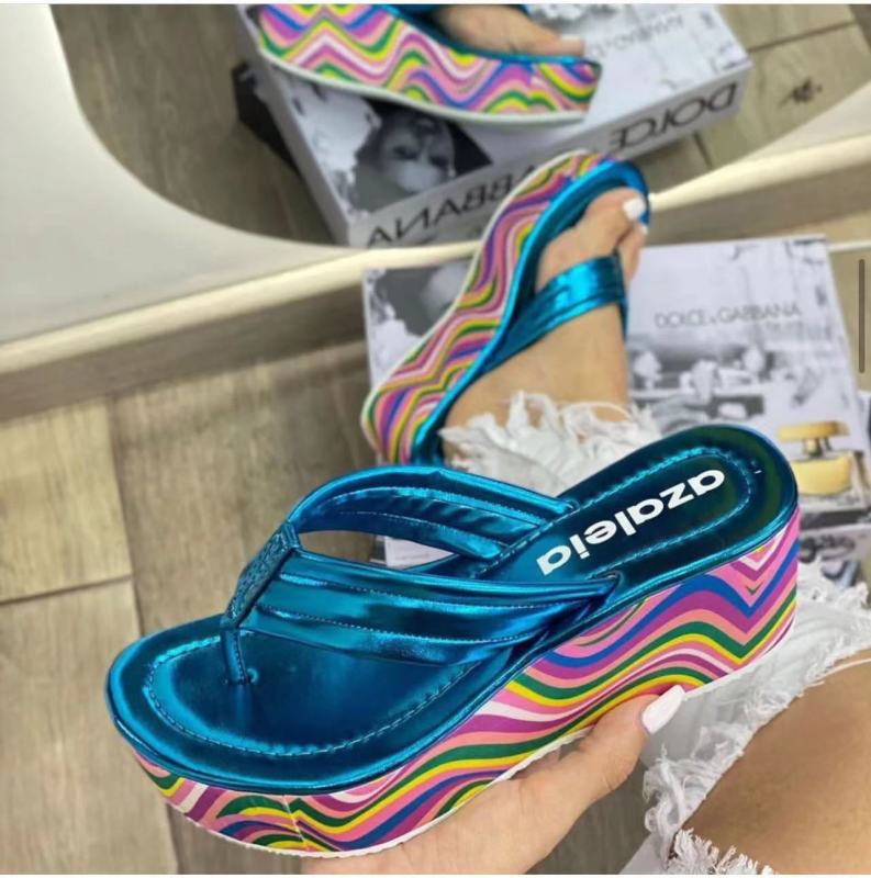 European and American Foreign trade plus size thick bottom color matching wedge flip-flops women's outer wear clip toe high heel beach slippers wish