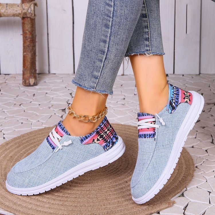 European and American Foreign Trade New plus size lace up low-top canvas shoes women's cross-border ethnic style lazy low heel skate shoes Amazon