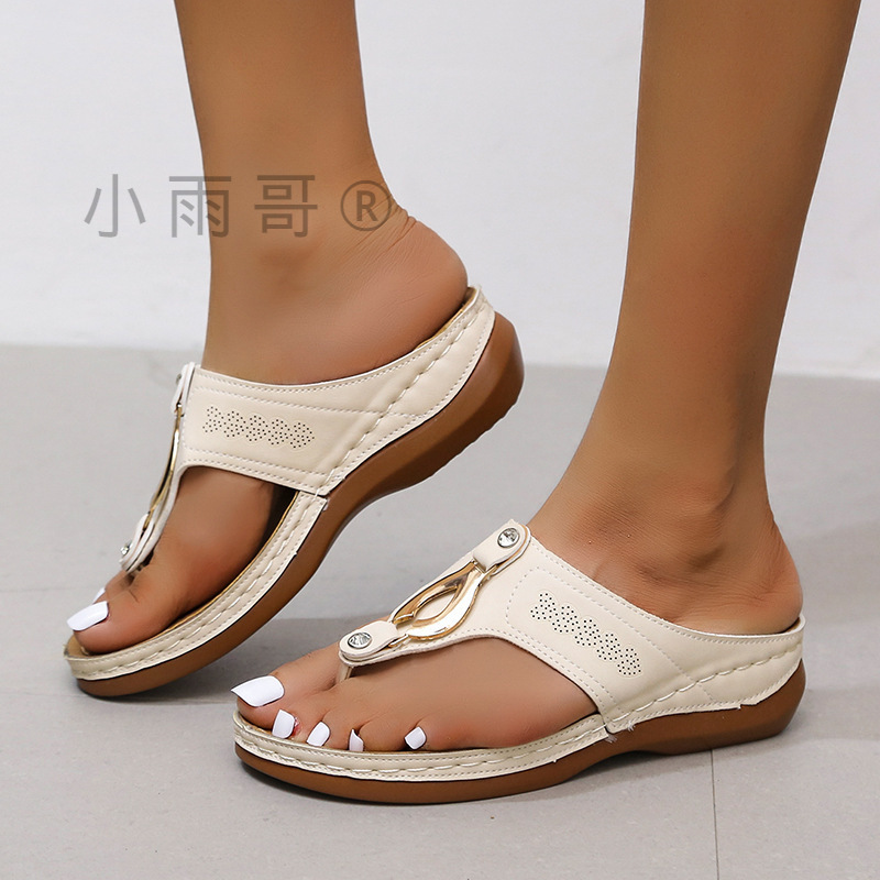 Foreign trade cross-border wedge platform slippers women's flip-toe swing line lightweight beach shoes outdoor slippers Amazon