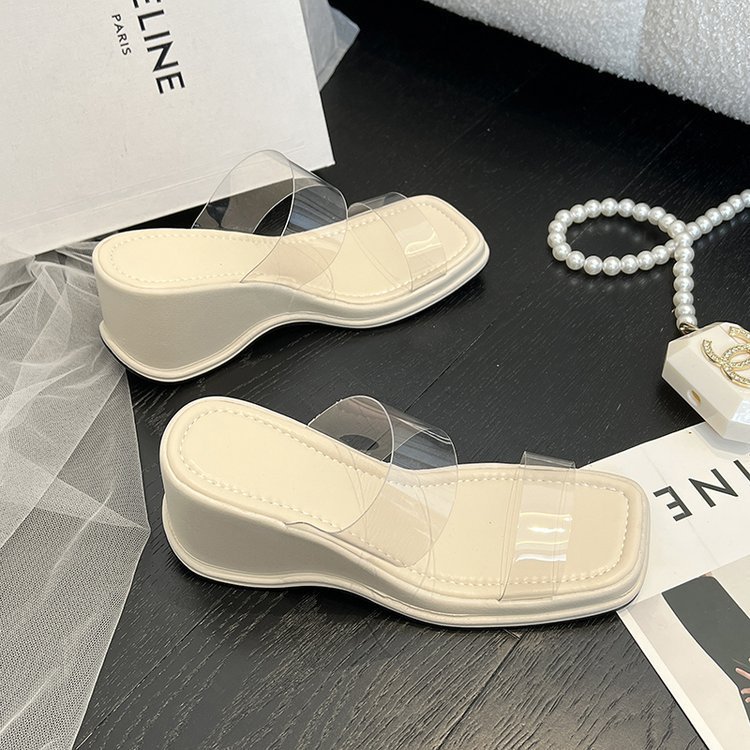 Summer new Korean style transparent platform square toe slippers women's foreign trade wedge Crystal pvc beach slippers