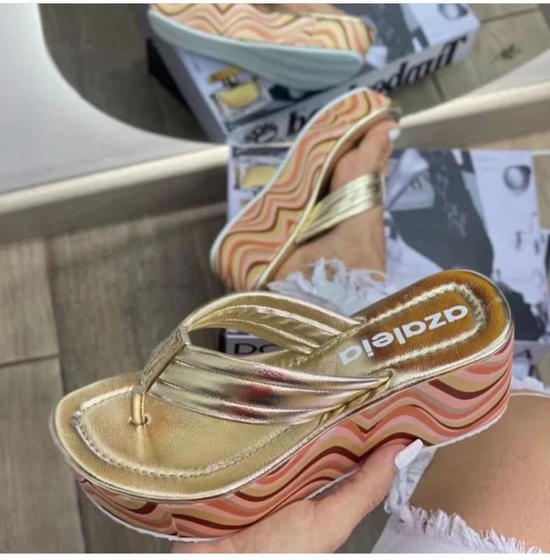 European and American Foreign trade plus size thick bottom color matching wedge flip-flops women's outer wear clip toe high heel beach slippers wish