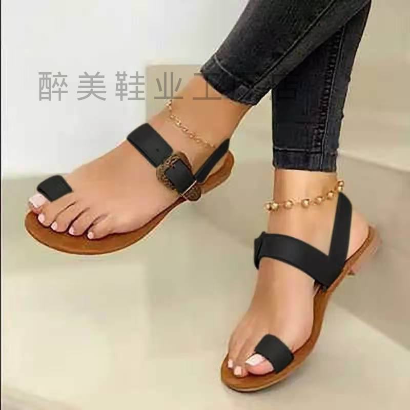 Summer European and American new toe covering buckle flat sandals fashion buckle women's slippers factory wholesale