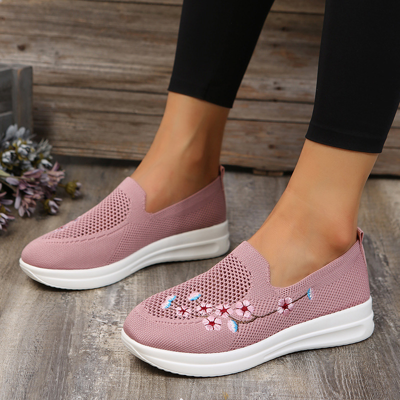 Cross-border foreign trade plus size embroidered round toe low-top pumps women's slip-on flying woven breathable loafers independent station
