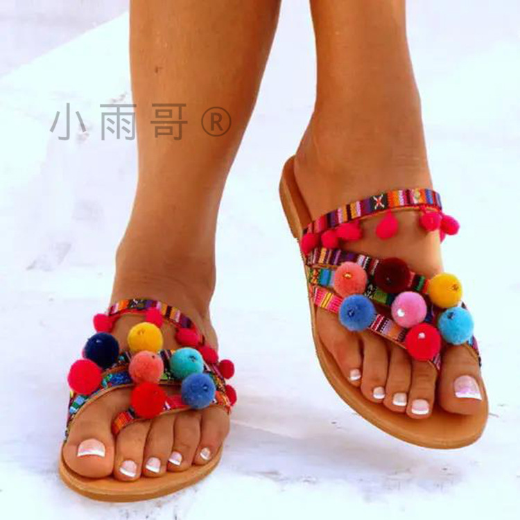 Summer Amazon wish flat bottom Flip-Flops Slippers women's foreign trade hairy ball cross-border bohemian sandals
