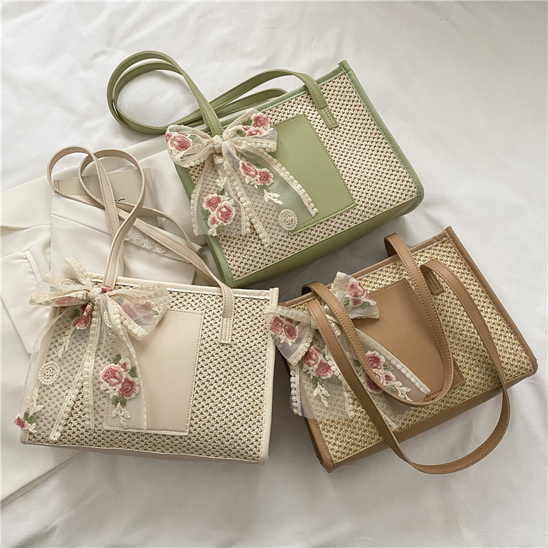New straw tote bag simple elegant silk scarf shoulder bag art Lady summer beach large capacity handbag