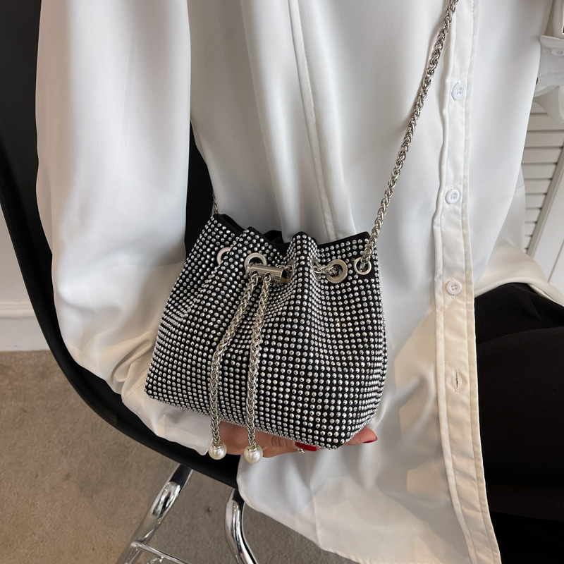 Casual bucket bags women's bag new simple fashion full diamond large capacity shoulder messenger bag rhinestone bag tide
