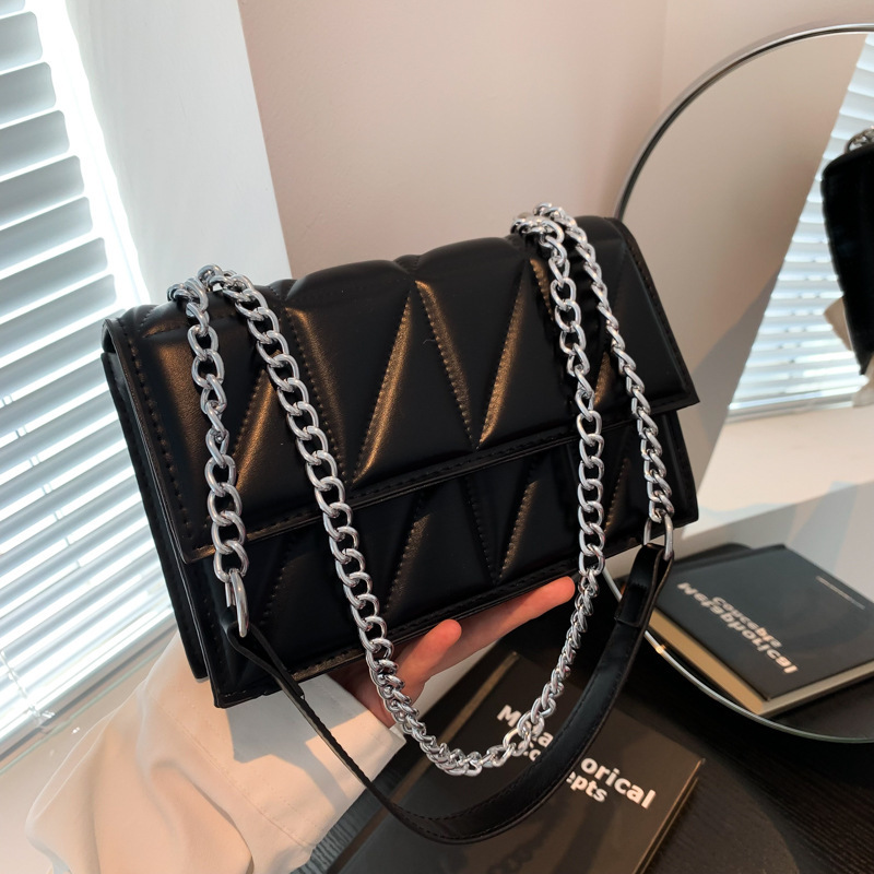 New small bag new trendy Korean style fashionable rhombus chain embroidery line small square bag casual crossbody shoulder bag