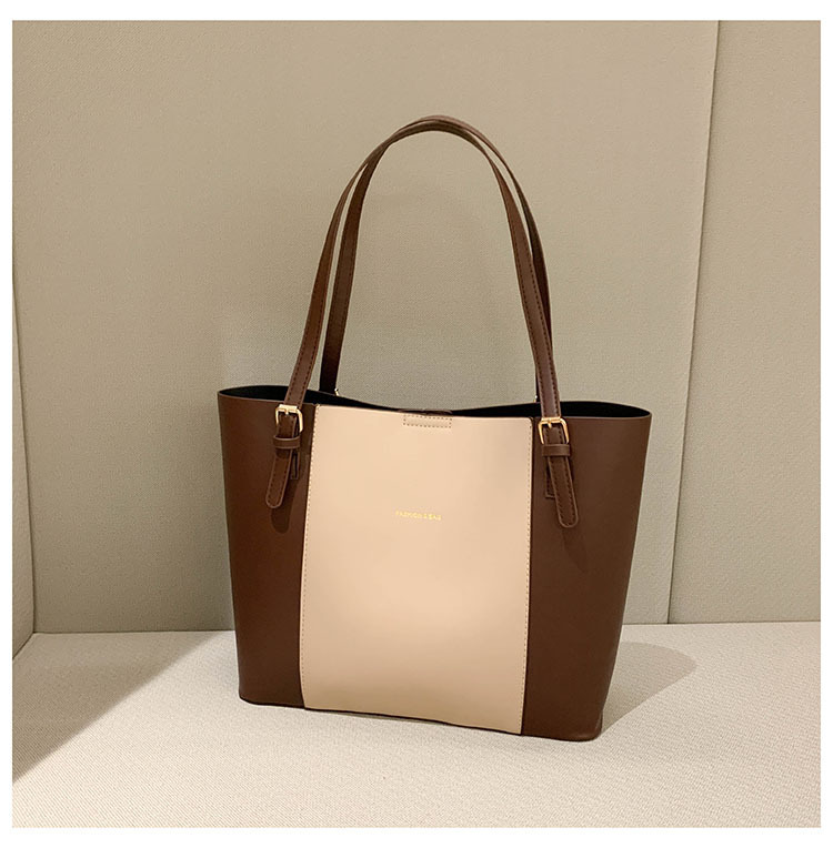 New Korean style color matching large capacity tote bag women's fashion out portable casual spring women's bag western style shoulder bag