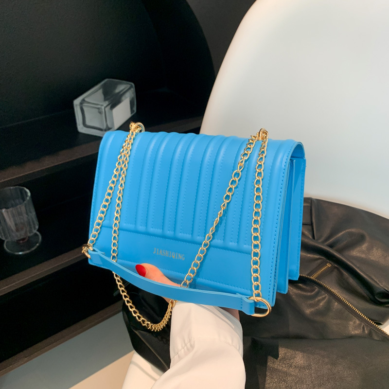 Simple Western style women's bag summer new fashion chain small square bag personal leisure indentation high quality crossbody bag