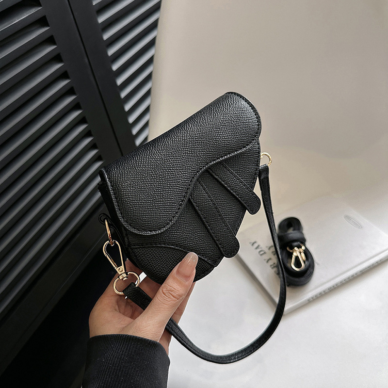 Western style high quality small bag women's personality fashion new trendy contrast color Korean style shoulder crossbody saddle bag