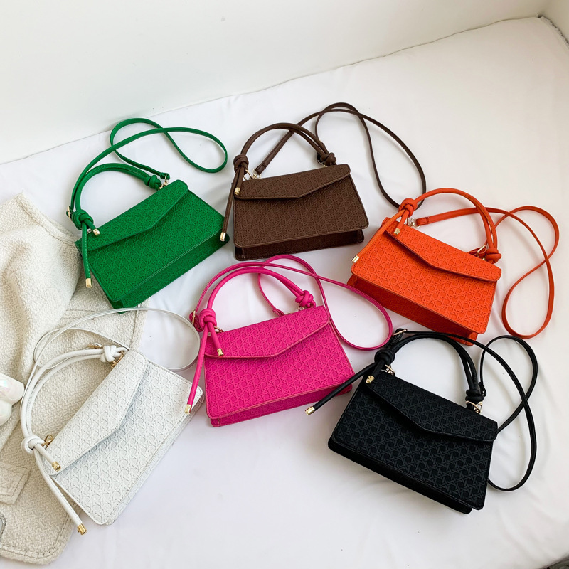 Simple retro trendy trendy small bags women's summer New indentation elegant shoulder crossbody small square bag for women
