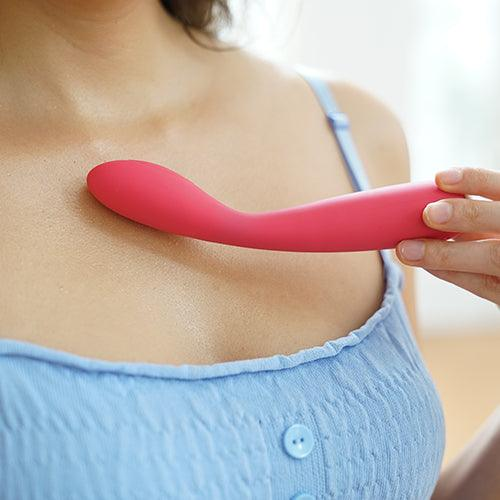 IRIS Clitoris &amp; G-spot Finger Vibrator &amp; Couple Flirting Toy &amp; Best Foreplay Toy