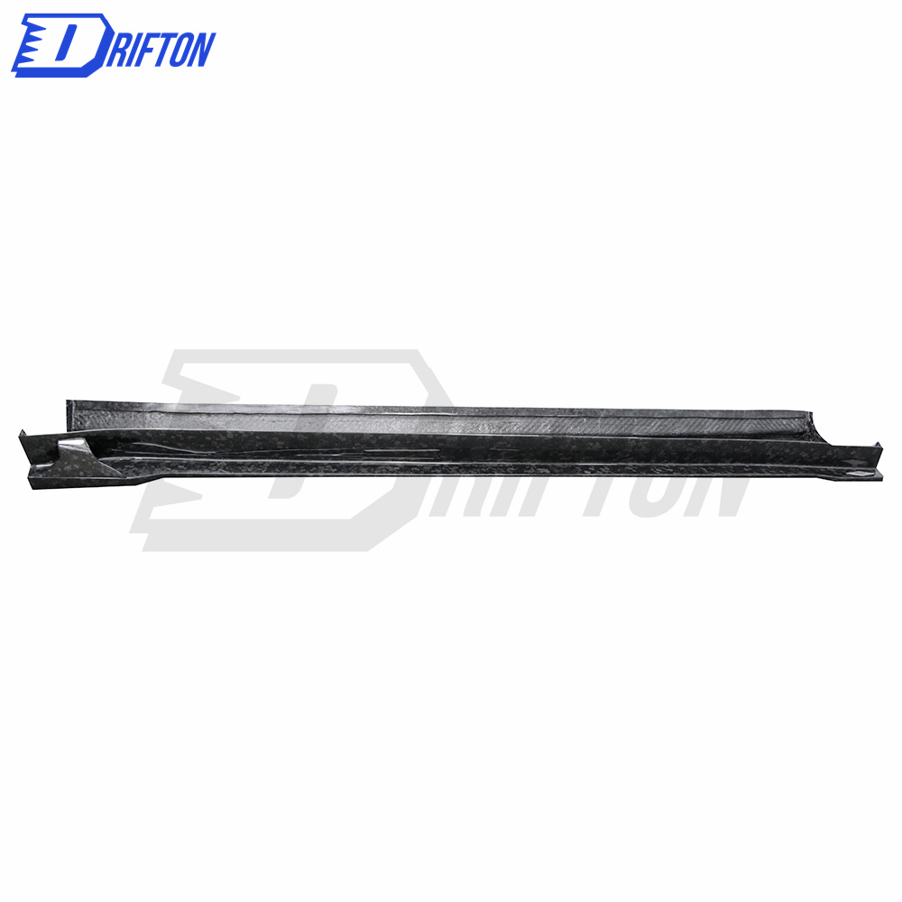 MIW Style Forged Dry Carbon Fiber Side Skirt For Tesla Model Y 2020-2021