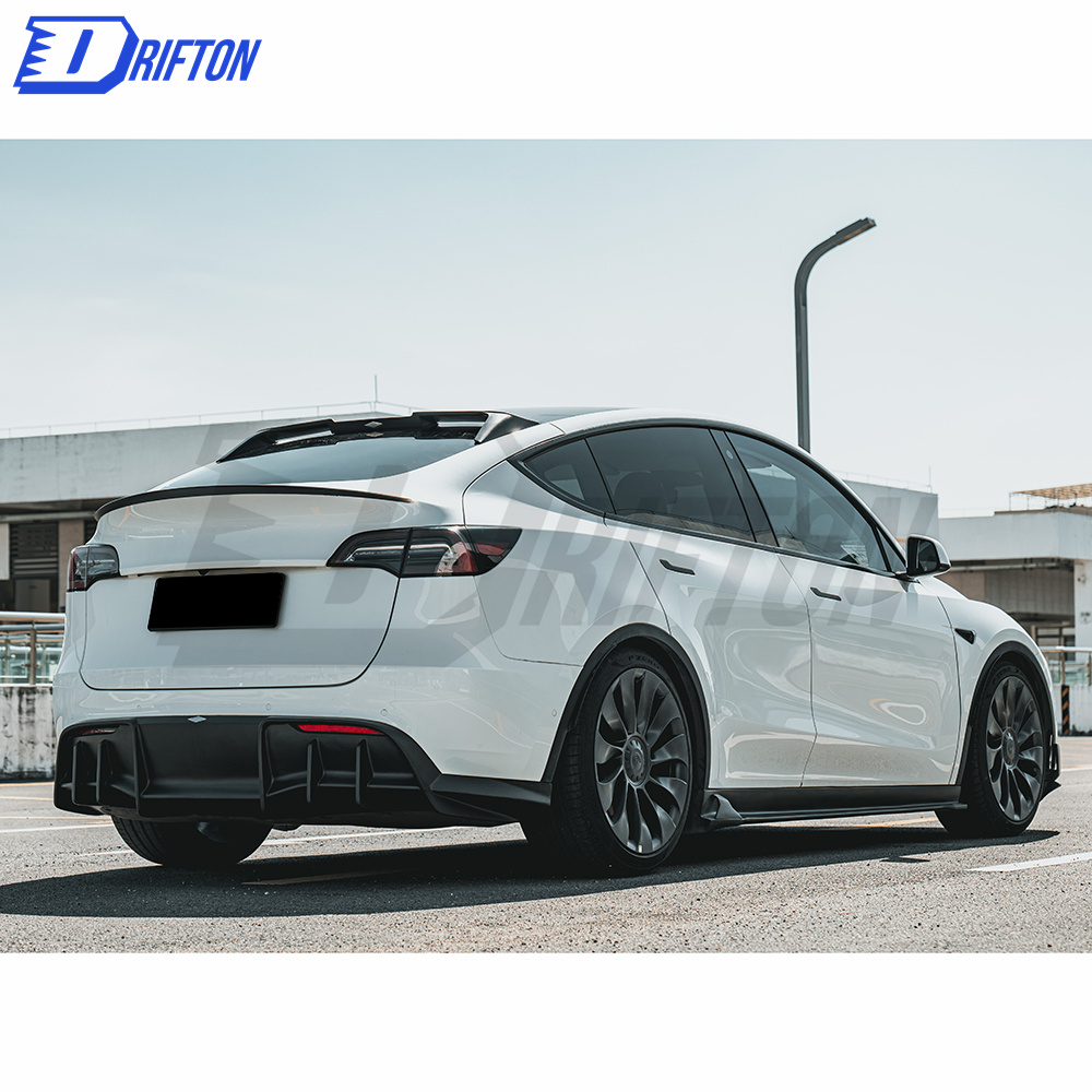 MIW Style Forged Dry Carbon Fiber Side Skirt For Tesla Model Y 2020-2021