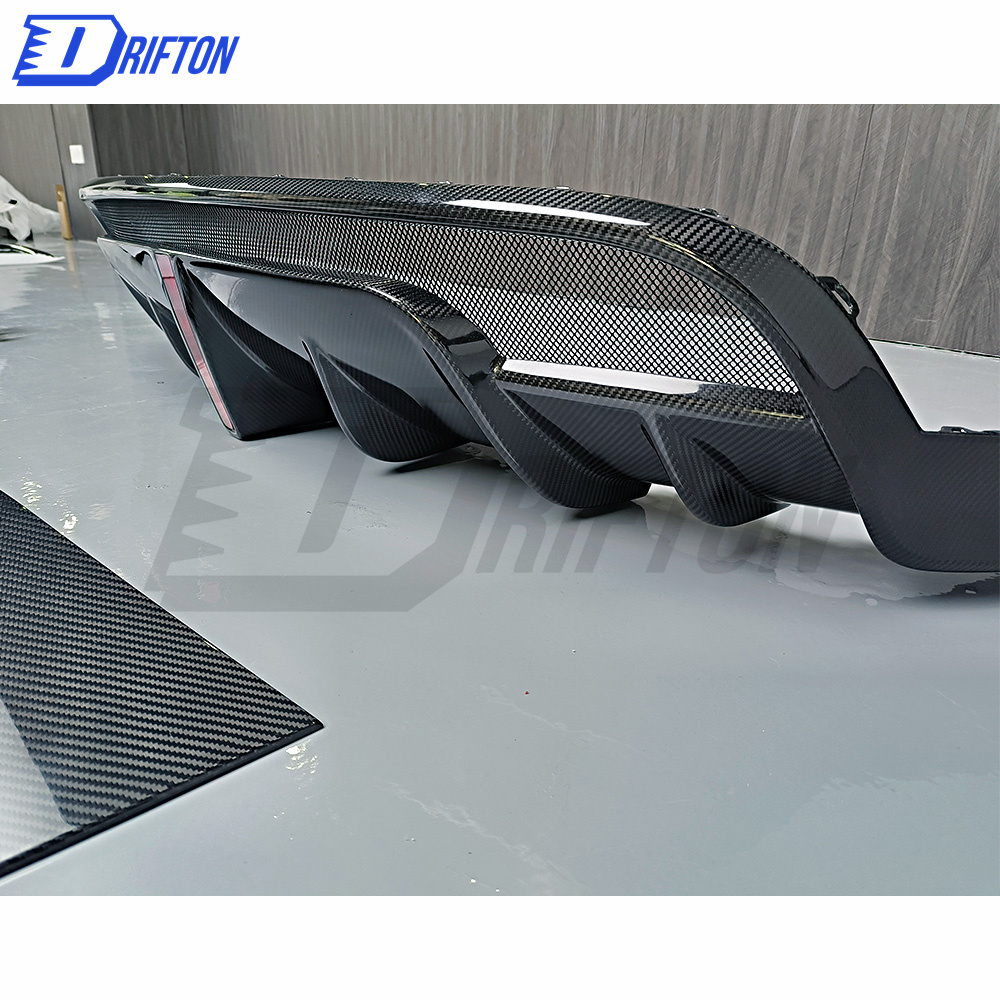 SD Style Dry Carbon Fiber Rear Diffuser For Tesla Model Y 2020-2021