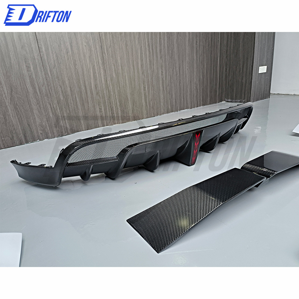 SD Style Dry Carbon Fiber Rear Diffuser For Tesla Model Y 2020-2021
