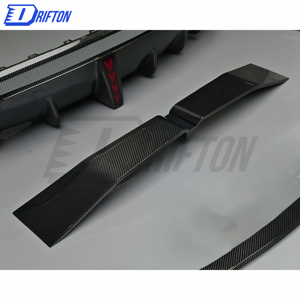 SD Style Dry Carbon Fiber Roof Spoiler For Tesla Model Y 2020-2021