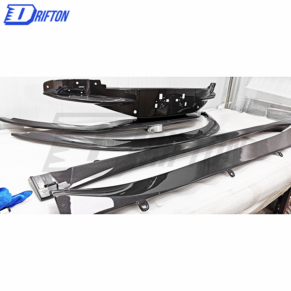 OEM Style Dry Carbon Fiber Side Skirt For Aston Martin BD11