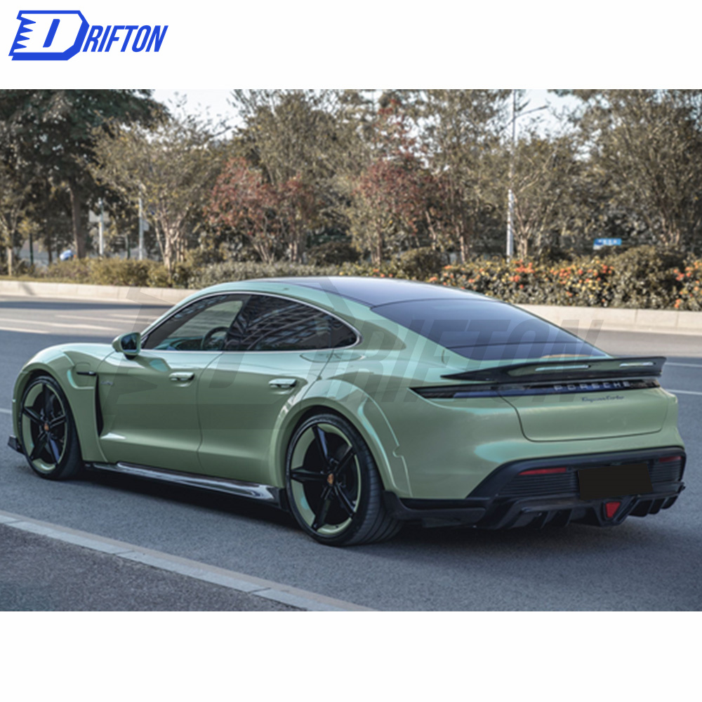 CMST Style Carbon Fiber Rear Diffuser For Porsche Taycan Turbo 2019-2020