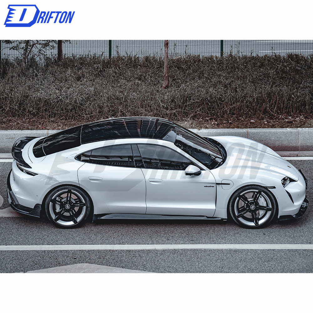 CMST Style Carbon Fiber Side Skirt For Porsche Taycan 4S Turbo 2019-2020